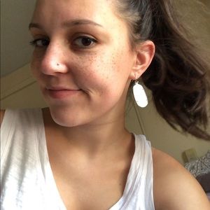 Kendra Scott Elle drop earrings in white